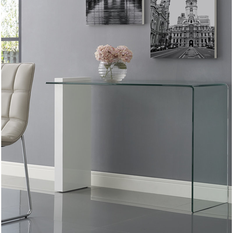 Console Laibaah Gulley, Laque blanche