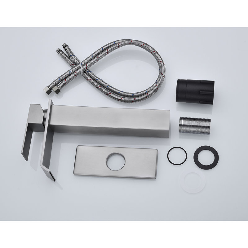 Robinet de lavabo de salle de bain à poignée simple, bec cascade, acier inoxydable noir mat, fabrication de rouille, aérateur de 1,2 gallon par minute, prévention de la rouille du meuble-lavabo escamotable, assemblage