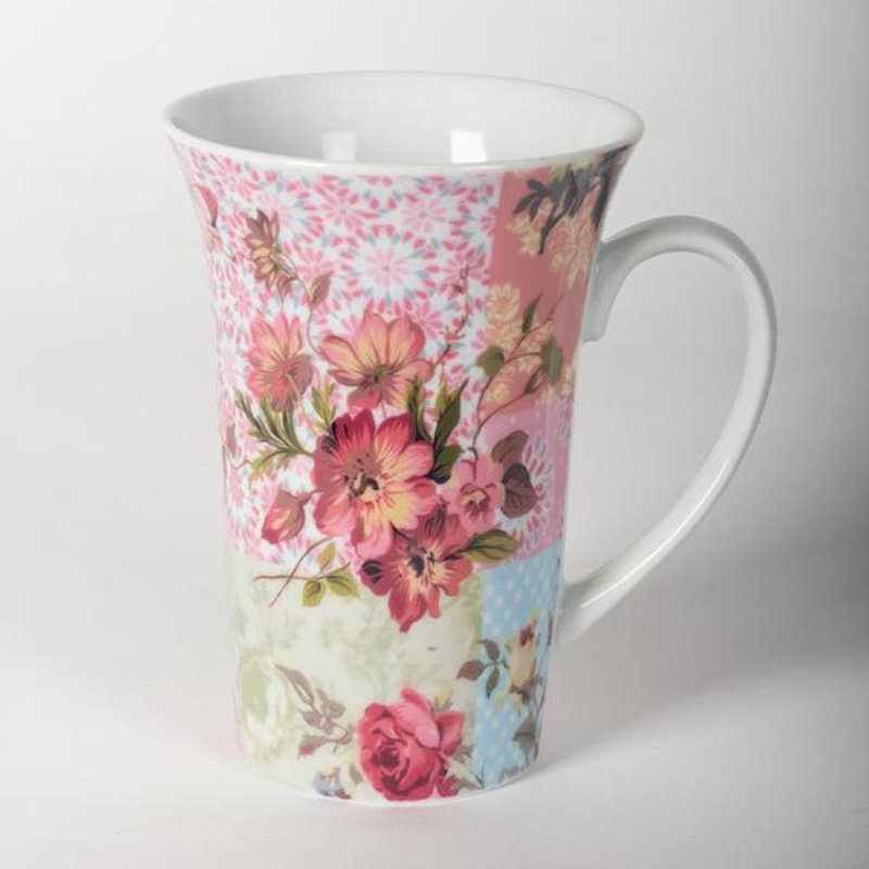 Grande tasse en porcelaine, courtepointe