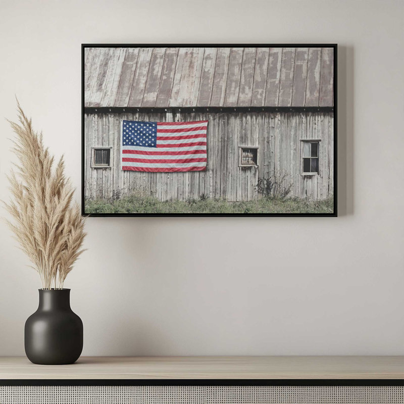 «Old Patriotic Barn» par Lori Deiter, reproduction d'art, Toile avec cadre, L 36 x H 24, Noir