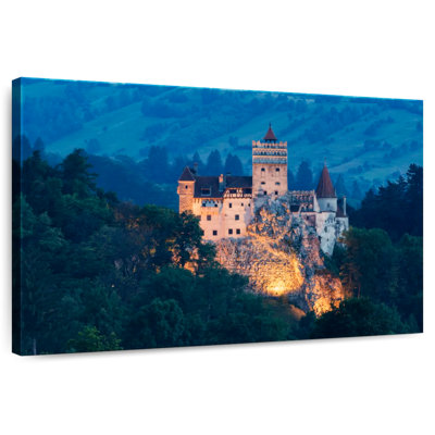 Lilie Bran Hill Castle