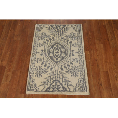 Handmade Moroccan Oriental Accent Rug 2x3