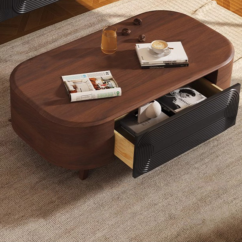 Meuble télé de style français jumelé à une table basse