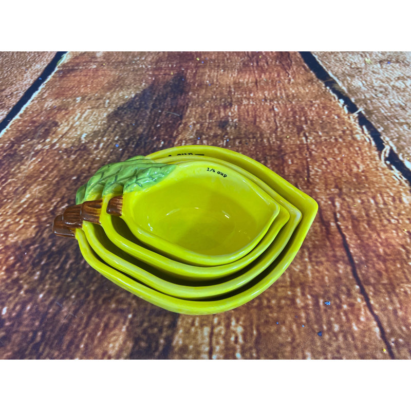 Audrey's - Your Heart's Delight Stoneware Measuring Cup Set