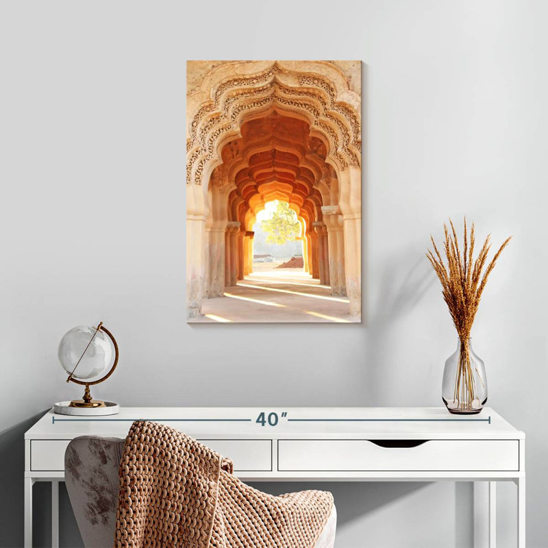 Lilie Lotus Mahal Arches, H 24 po x l 16 po