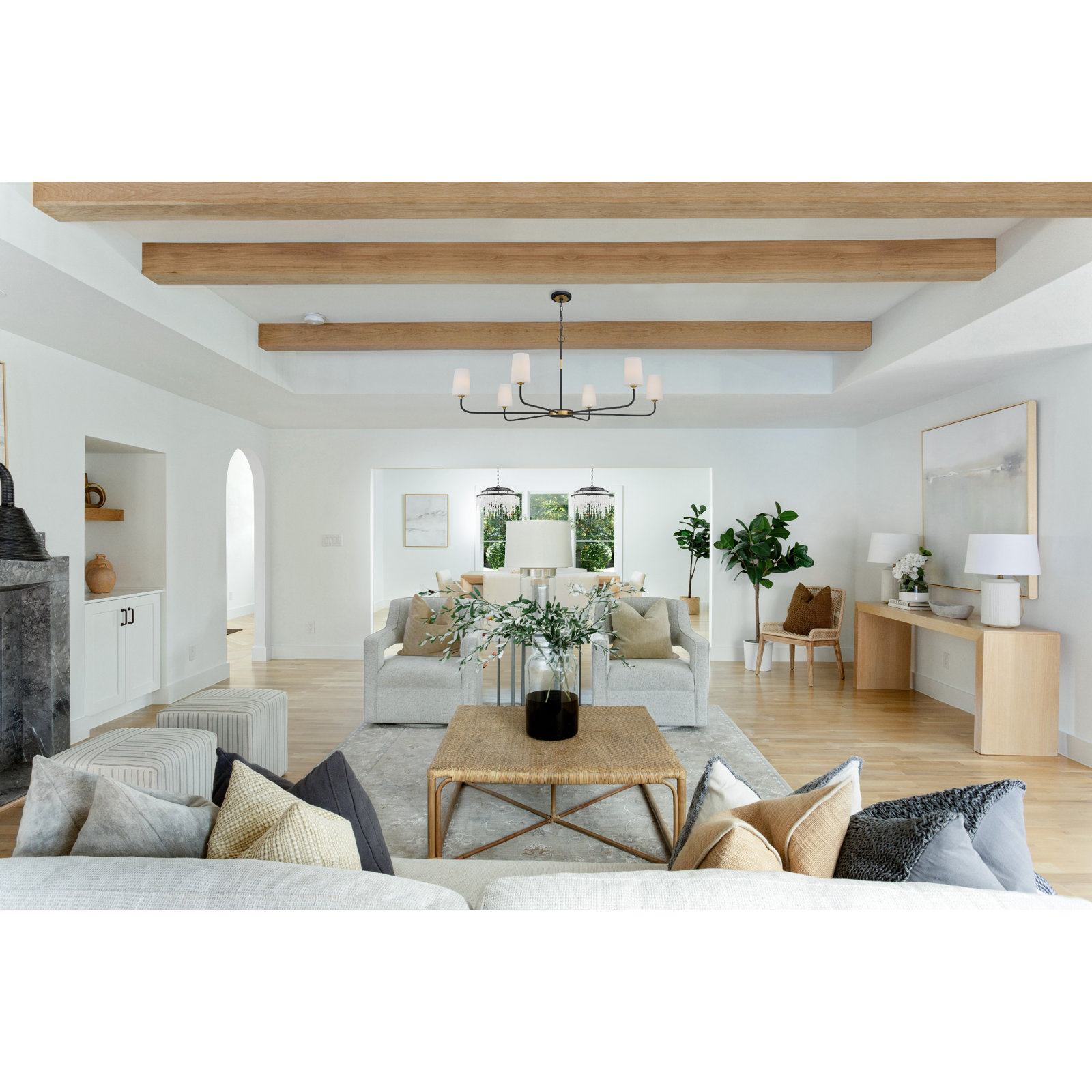 6 - Light Dimmable Chandelier