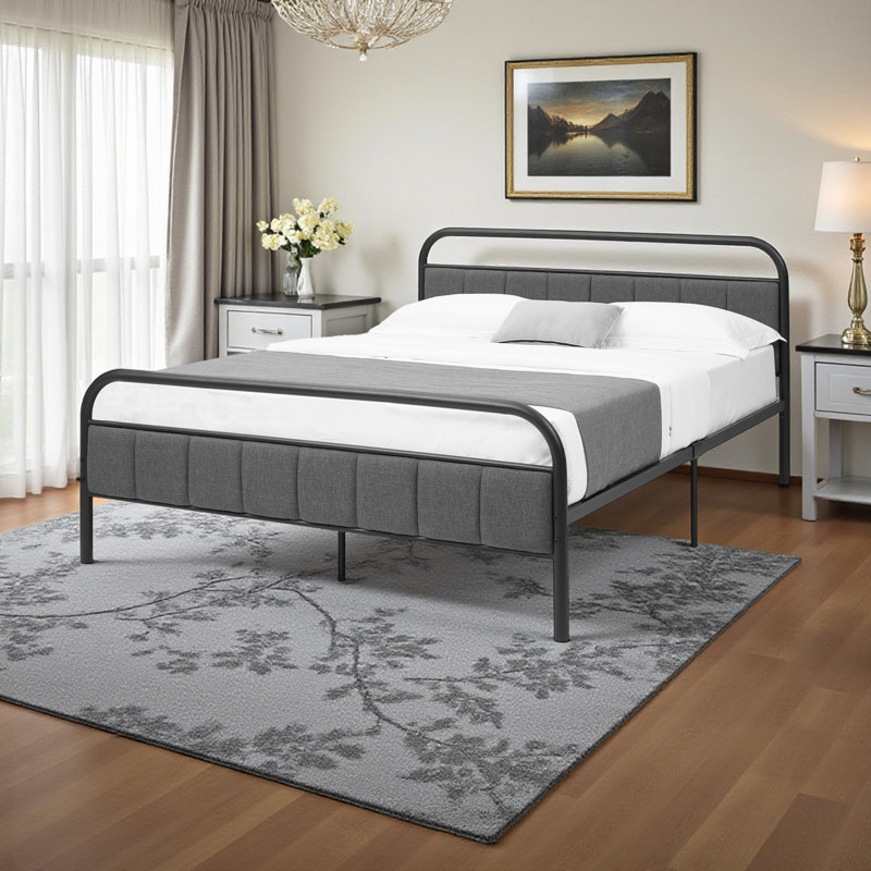 Grand lit plateforme tapissier en métal Leola, H 35,24 po x l 83,74 po x L 62,63 po