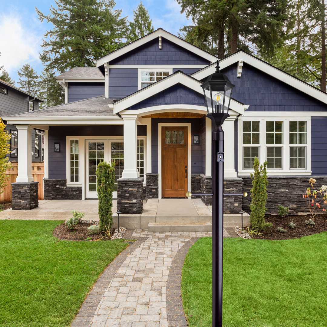 Kerys Lamp Post with Cross Arm Arlmont & Co. Electrical 