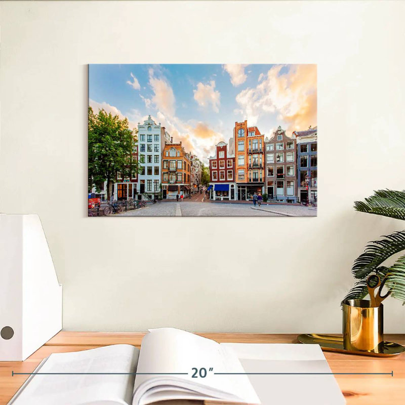 Amazing Amsterdam, H 8 po x l 12 po