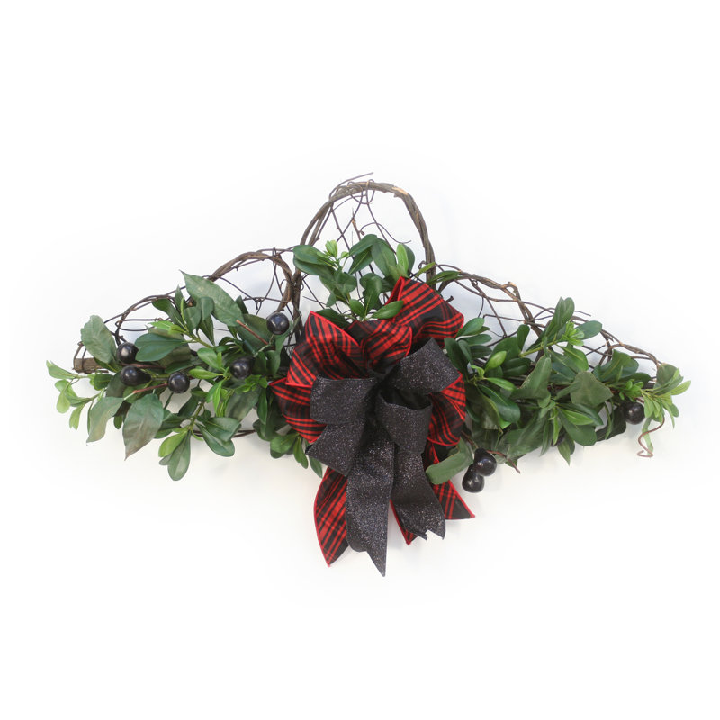 Couronne murale de vigne suspendue 35 po