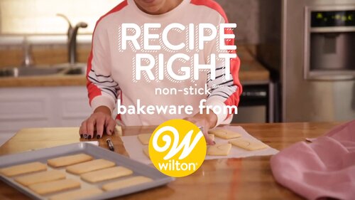 Wilton Recipe Right Non-Stick Cookie Sheet, Large