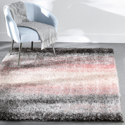 Tapis à poils longs  Kynlee