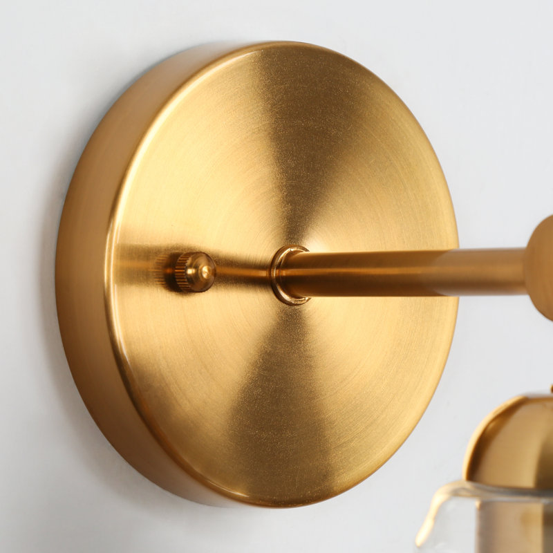 Loram Metal Armed Sconce