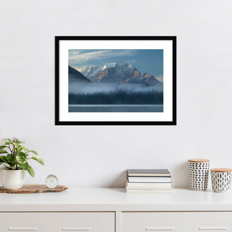 «Mount Vaux and Emerald Lake» par Alan Majchrowicz, reproduction d'art encadrée sur bois, H 19 po x l 25 po