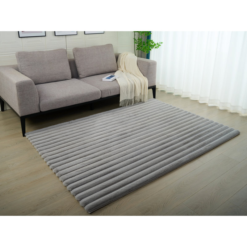 Nickole Collection Silver Ultra Soft Ribbed Faux Fur Area Rug, Rectangle 5' x 7'