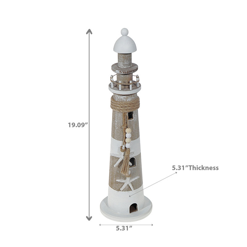 Phare en bois