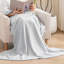 Couverture en molleton ultra douce réversible toutes saisons-119037697-121508817