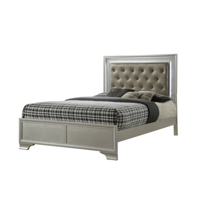 Beige & White Led Illuminated Queen Size Bed With Crocodile Texture Headboard And Slats Support Glamorous Champagne Skin Finish Upholstered