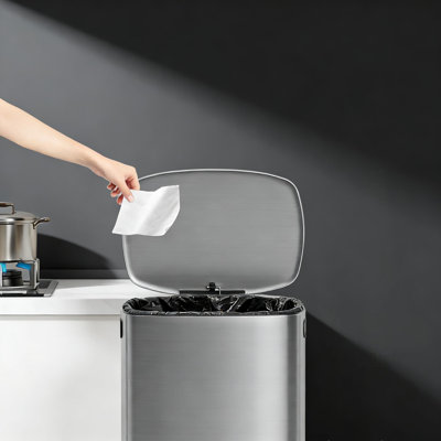 Poubelle de cuisine en acier inoxydable de 13 gallons avec couvercle à fermeture en douceur, poubelle à pédale résistante aux empreintes digitales avec seau intérieur amovible pour la maison et le bureau