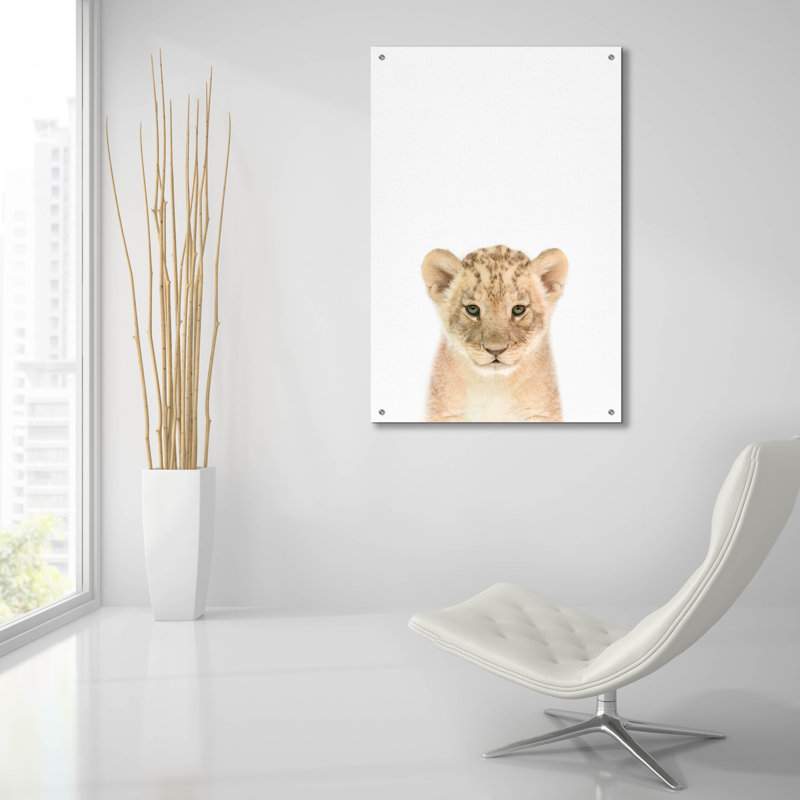 «Baby Lion» par Tai Prints, art mural en verre acrylique, H 36 po x l 24 po x P 0,2 po