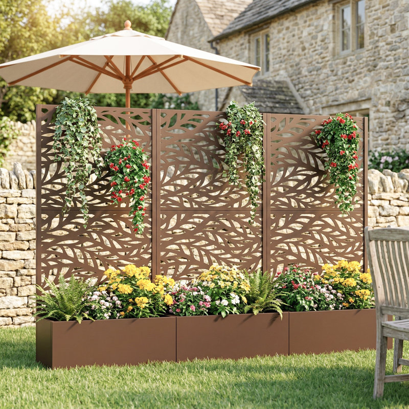 Jardinière en métal galvanisé avec treillis
