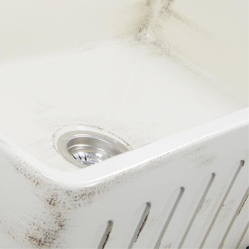 Vineyard 33'' L Single Basin Kitchen Sink, Shabby Straw