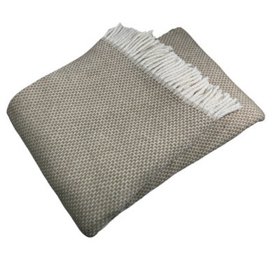 Grain of Rice Throw