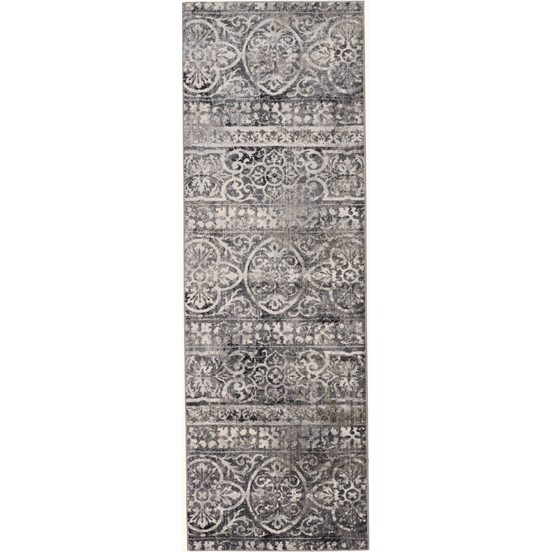 Performance Floral Indoor Rug, Runner 2'7" x 8'