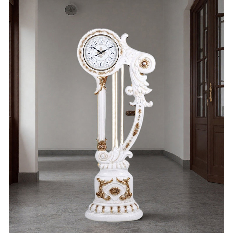 Horloge de plancher sculptée en résine