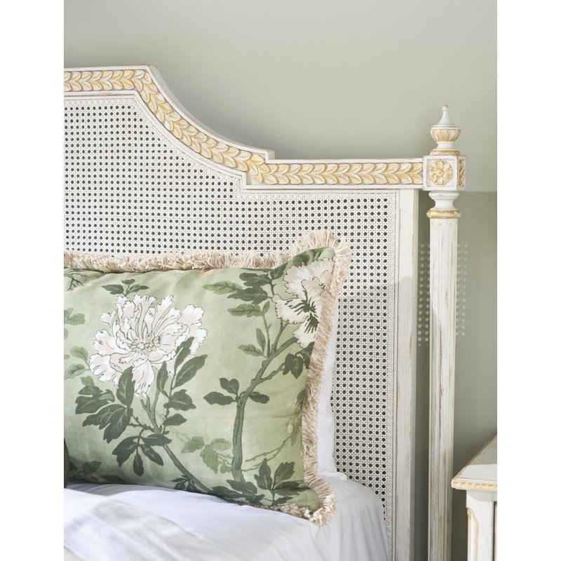 Monarch Scalloped Bed, King