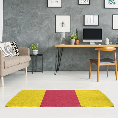 Tapis de zone jaune/rouge rayé St Louis