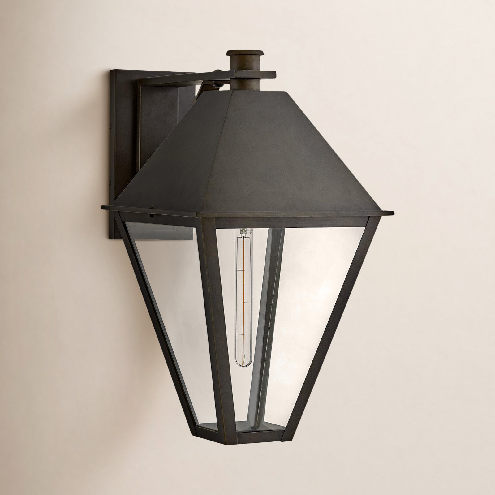 Hinkley Endsley Adjustable Outdoor Wall Lantern