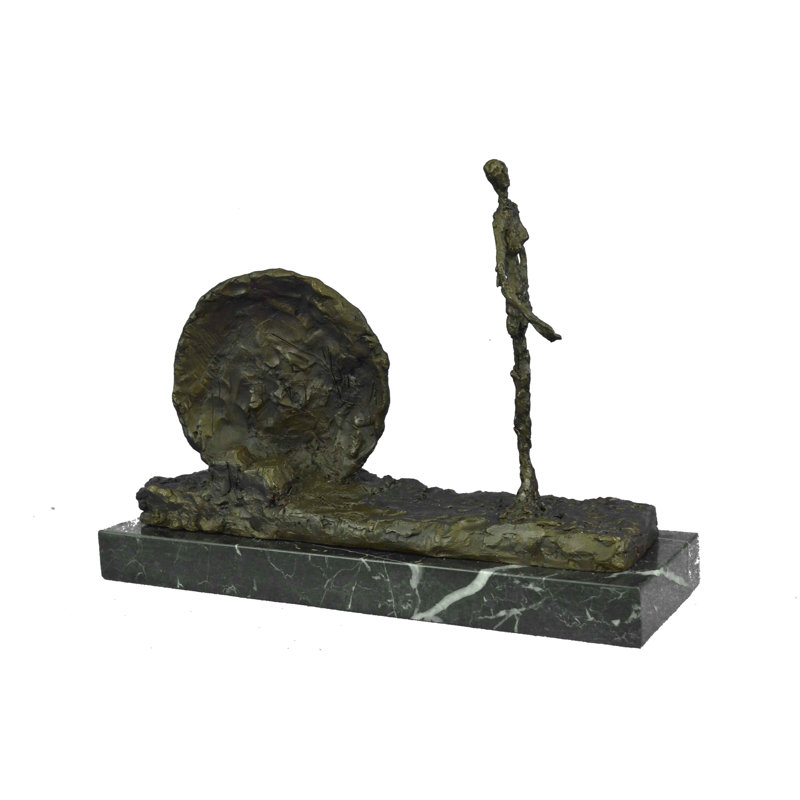 Statue de femme et roue Esia