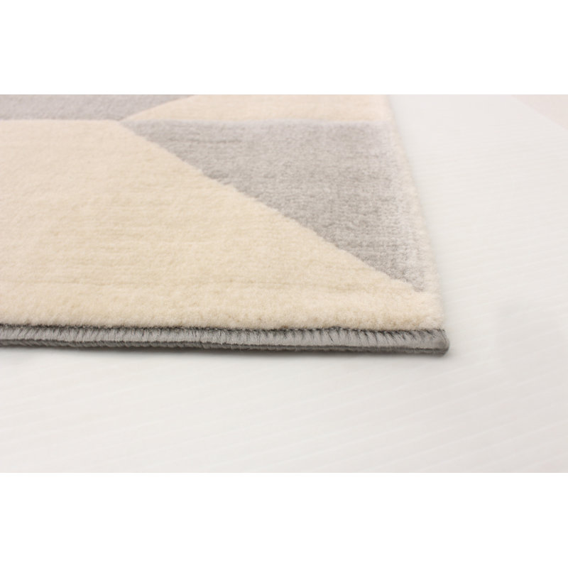 Angulay Geometric Indoor Rug, Rectangle 4'7" x 6'7"
