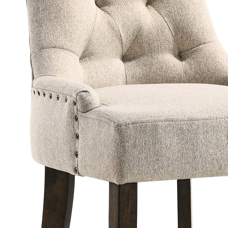 2 chaises latérales à dossier beige, choix de salle à manger classique, pieds en bois d'hévéa, rembourrage en mousse, rectangulaire, touche de couleur chêne vieilli, finition en bois