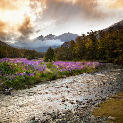 Sunset in Mountains by Piskunov