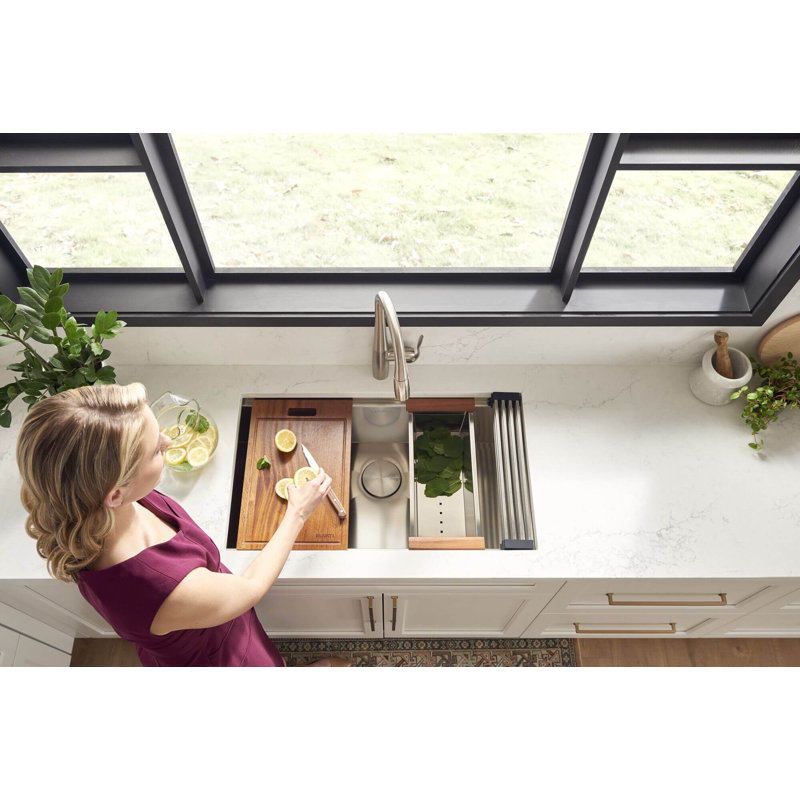 Roma Workstation Ledge 32" L x 19" W Undermount Kitchen Sink with Basket Strainer, 19" L x 28" W