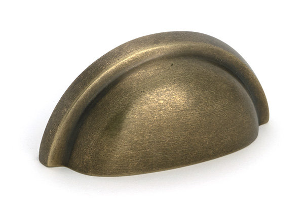 Regency 3 cm Centre Cup Pull, Burnished Brass