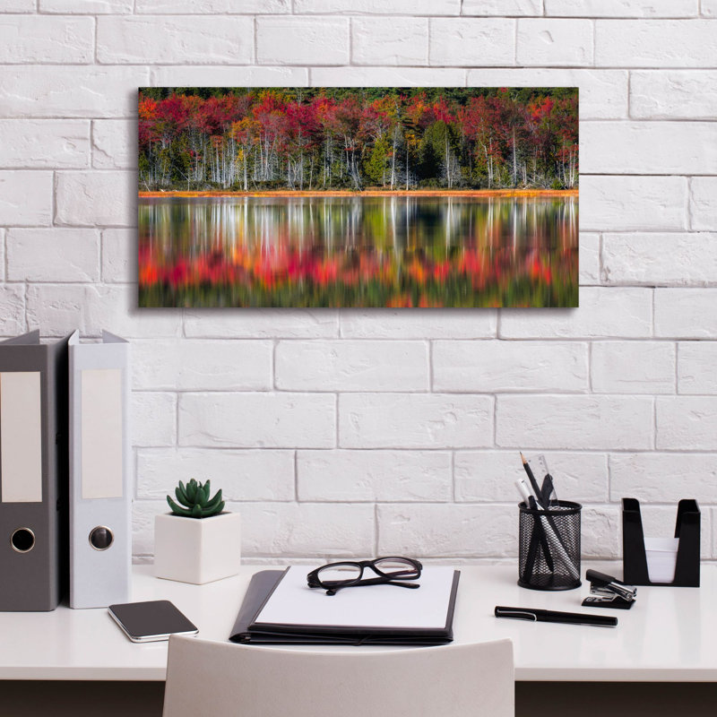  «Autumn Reflections» par Danny Head, art mural sur toile, 24 po x 12 po