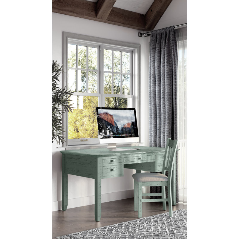 Bureau Budworth avec prises intégrées et ensemble de chaises