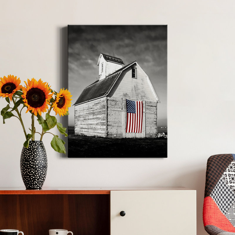 «Modern Barn I» par Danita Delimont - impression sur toile tendue, H 32 po x l 24 po x P 1 po