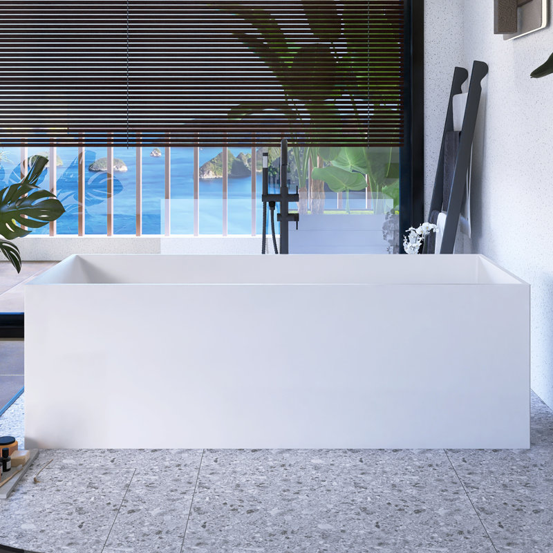 Baignoire de trempage autoportante à surface solide de 67 po en blanc mat