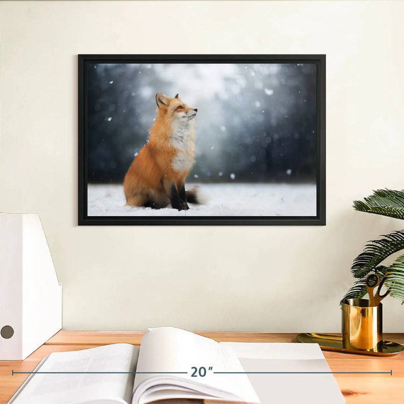 Dreamy Winter Fox, H 9 po x l 13 po