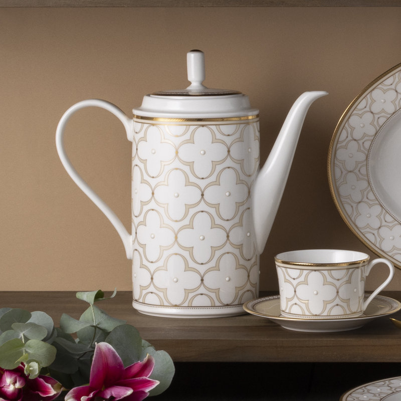Noritake Trefolio Gold 7 Cup Coffee Server