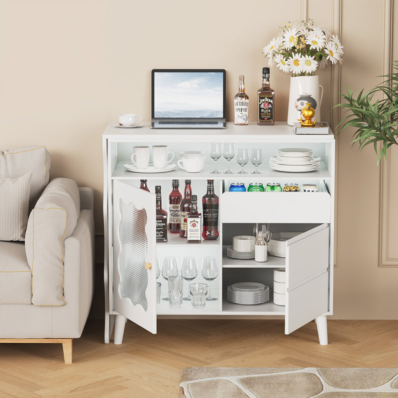 Buffet moderne polyvalent en forme de L avec plusieurs options de rangement