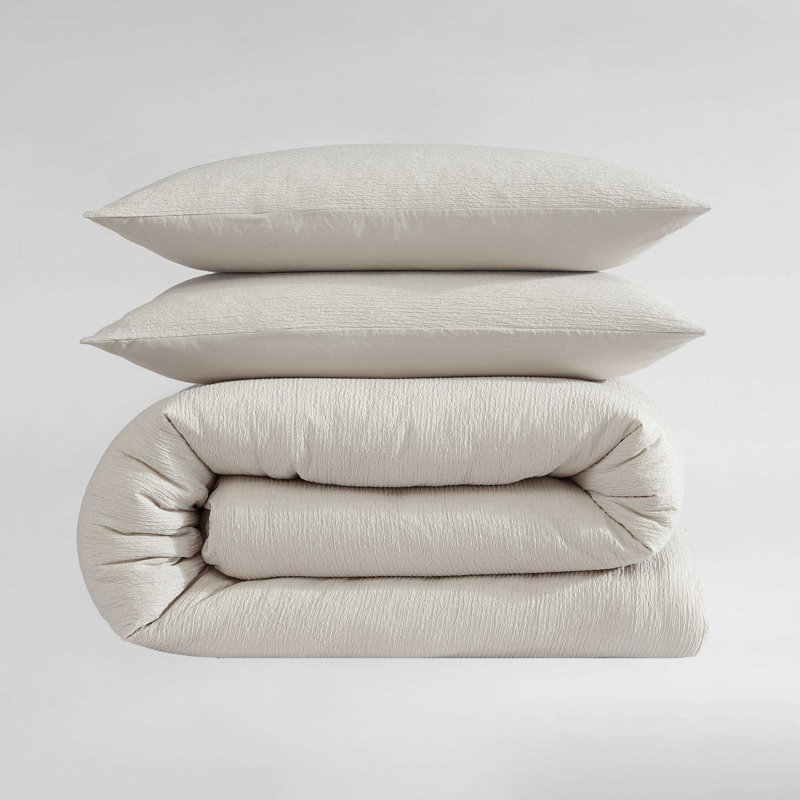 Calvin Klein Seersucker Reversible 3 Piece Comforter Set, Queen Comforter + 2 Standard Shams, Gray