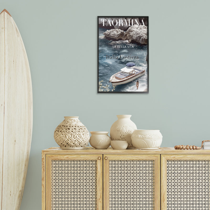 Giclée de bateau sur la côte de Taormine, design par Sophie 6, H 24 po x l 16 po, Giclée encadrée noir minuit