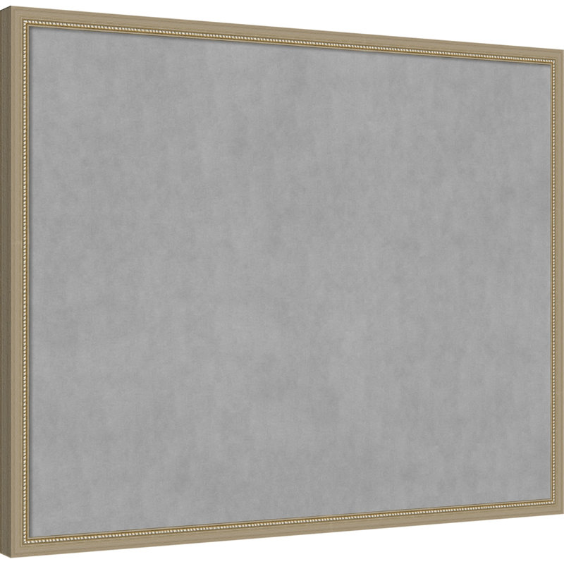 Tableau magnétique Belmont Distress Silver Framed, L 42 po x H 34 po, Argent Belmont