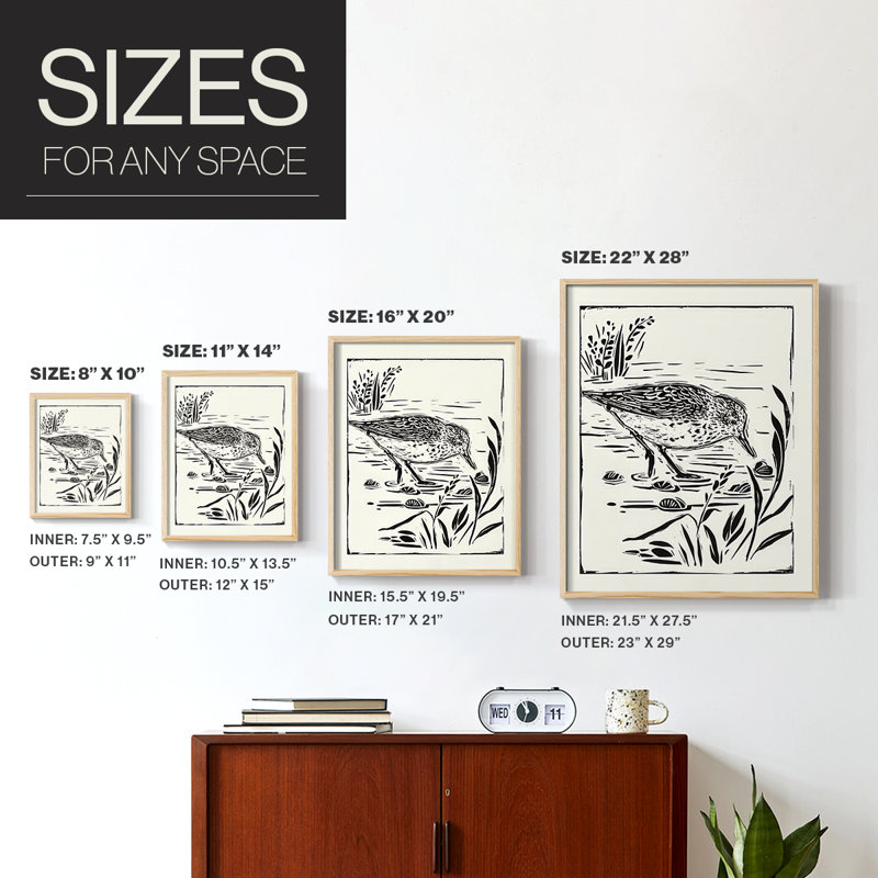 Linocut Style Seabird III, reproduction encadrée - bois massif, H 30 po x l 24 po, Naturel