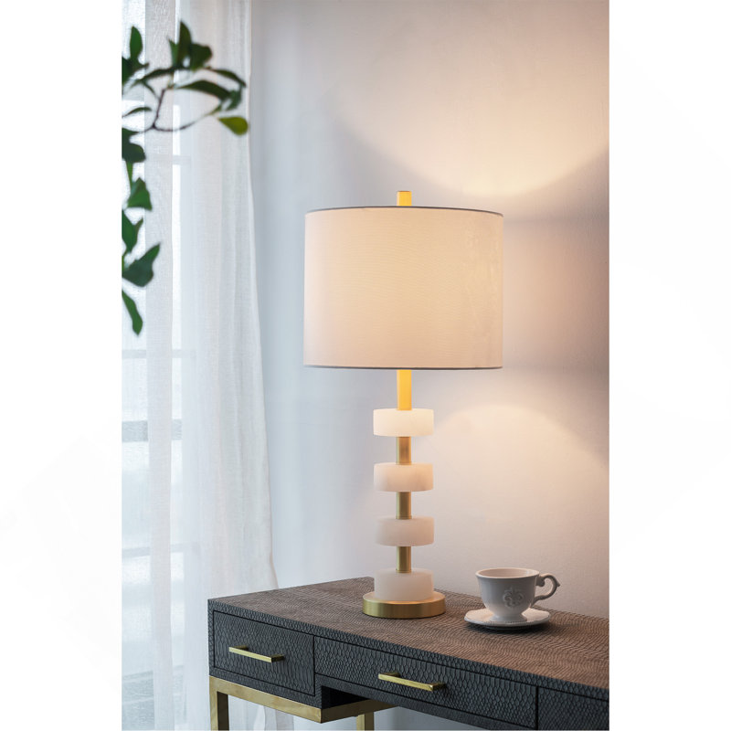 Lampe de table en marbre 13 x 13 x 26 po